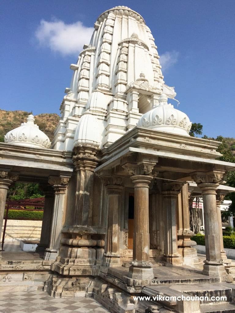 Shiv Temple (Amarakji)